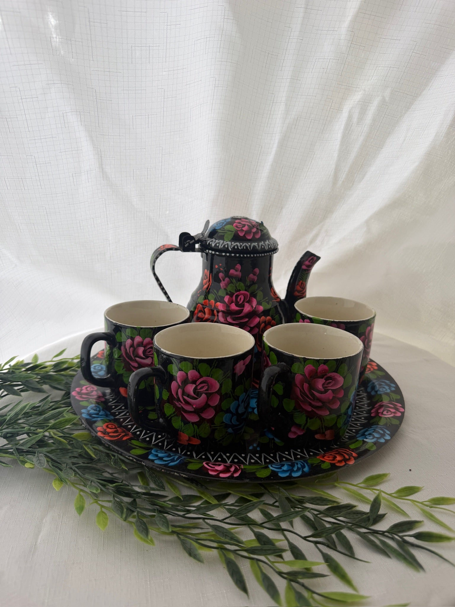 Truck Art Tea Set (Black & Green)
