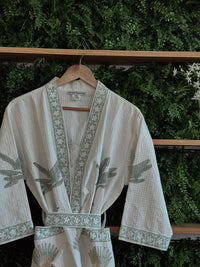 Willow Robe: Leafy Green