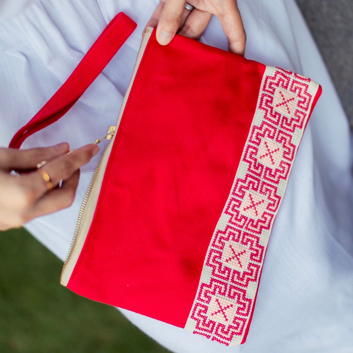 Safa Pouch