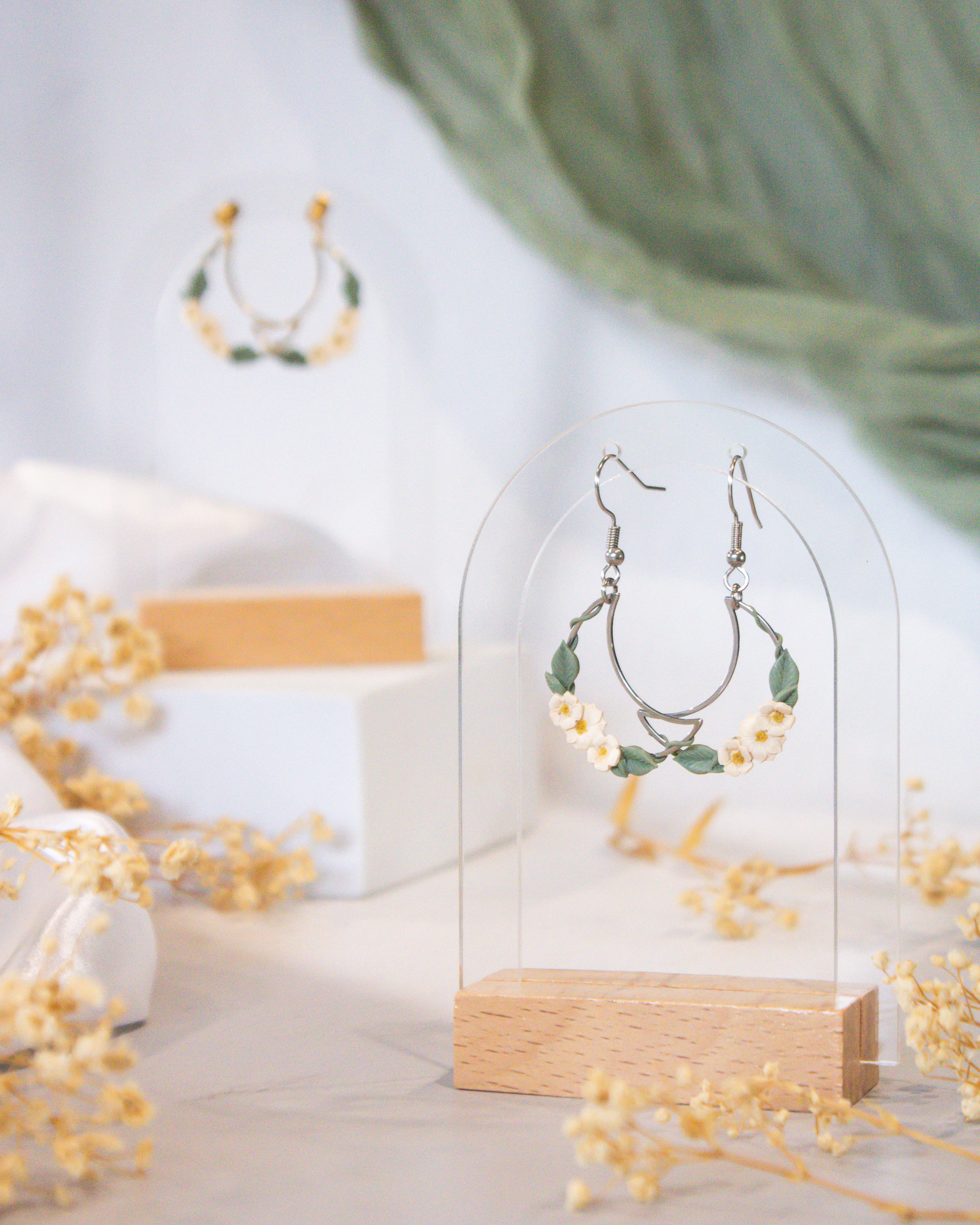 Ivory Ivy Earrings