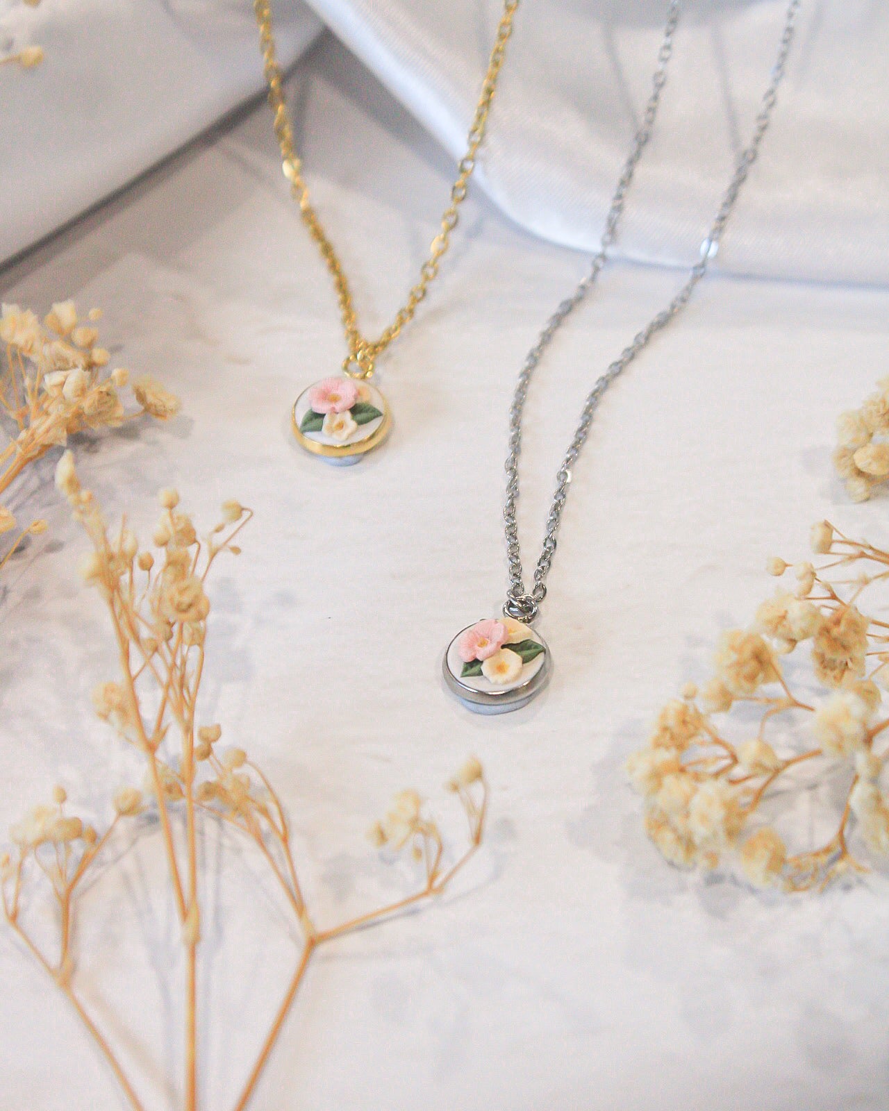 Blush & Ivory Bouquet Necklace