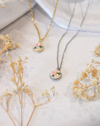 Blush & Ivory Bouquet Necklace